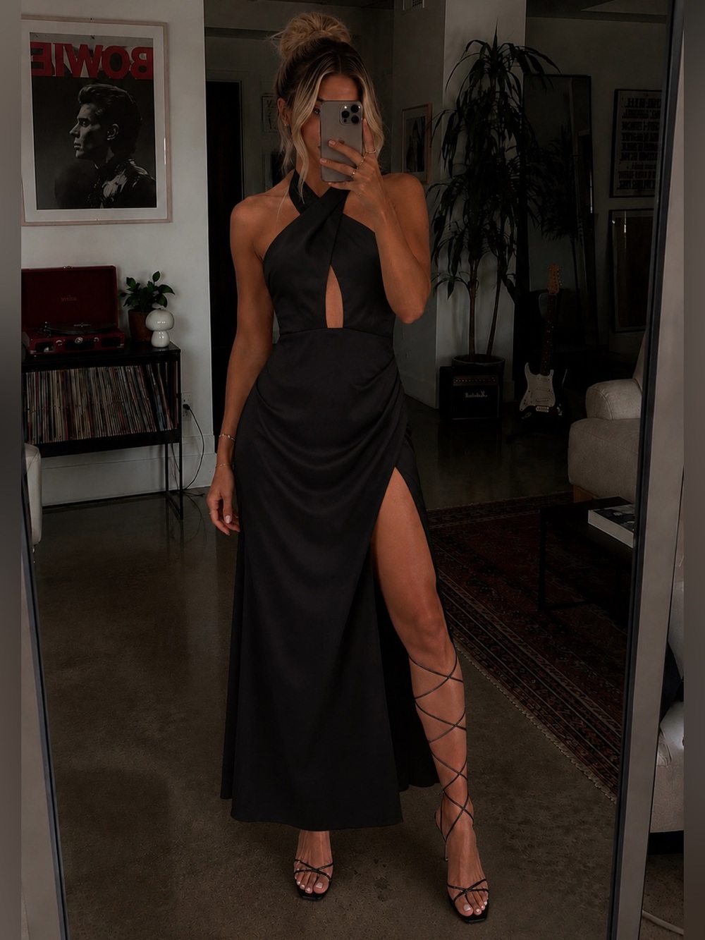 ELLIATT Brynn Black Satin Halter Cutout Maxi Gown Womens XS EUC